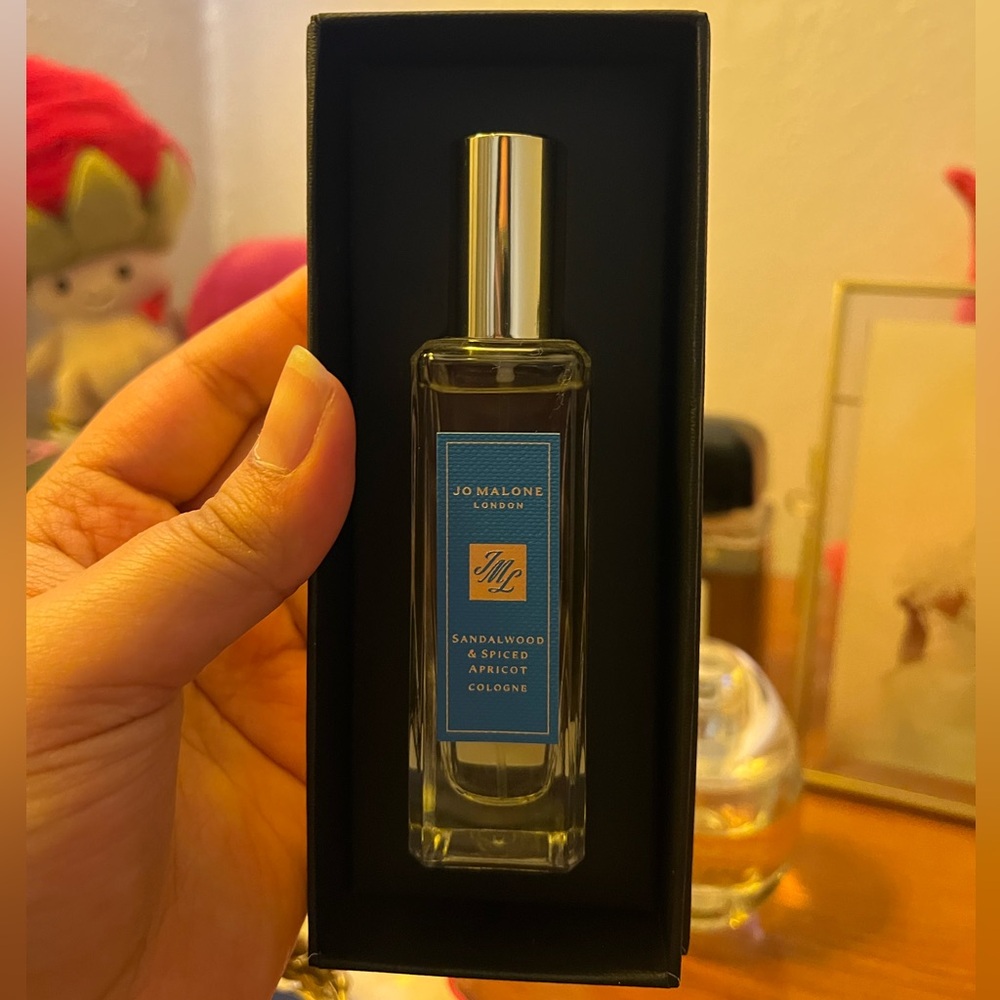 Jo Malone - Sandalwood and Spiced Apricot Cologne
